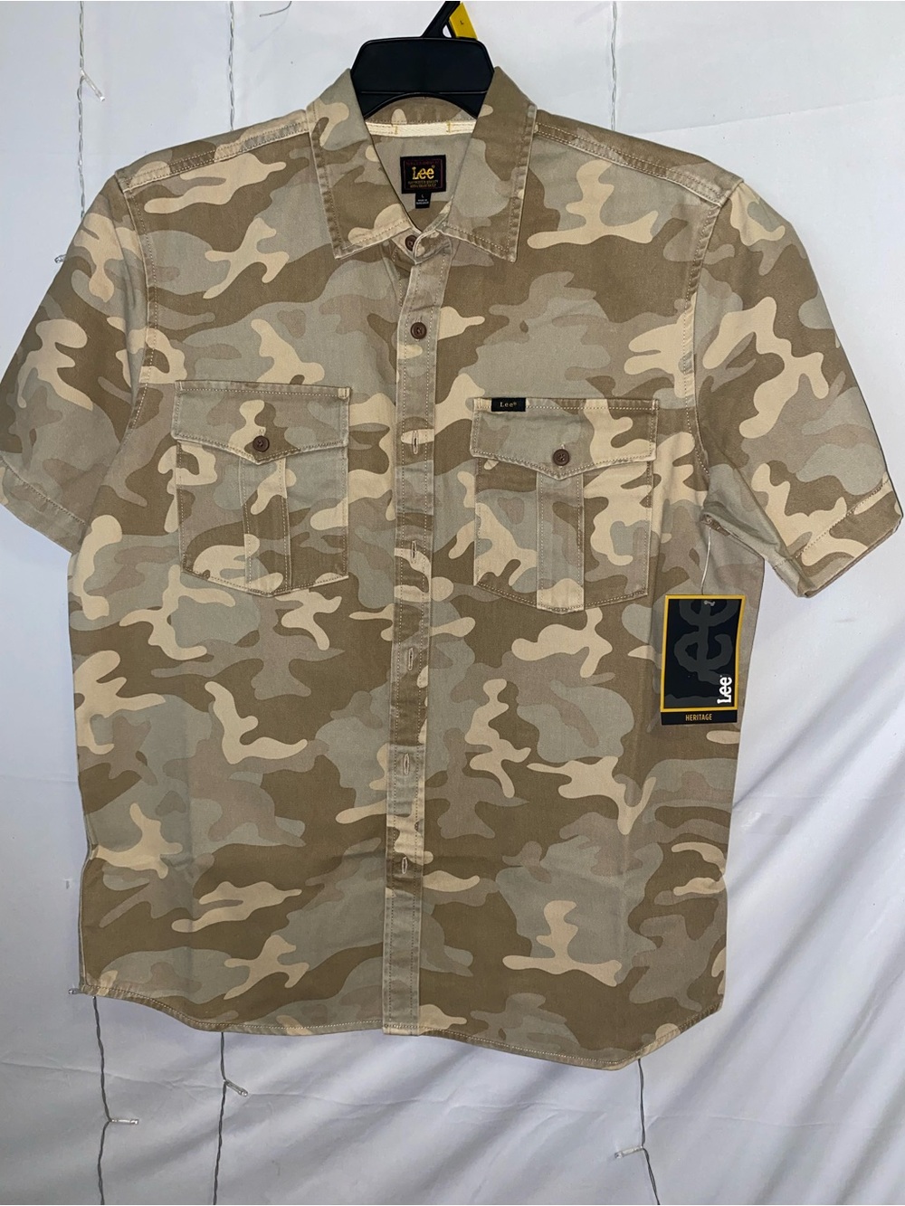 Lee Men’s Short-Sleeve Beige Camo Button-Up Shirt various sizes
